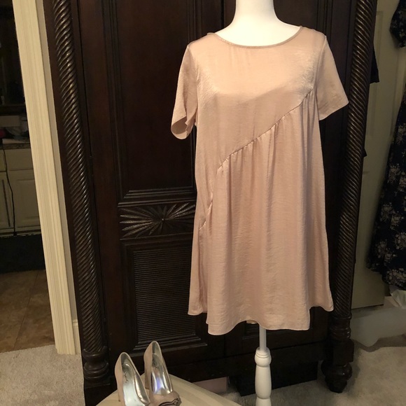 Elegant Dress light nude - soft material with slip - Picture 4 of 8